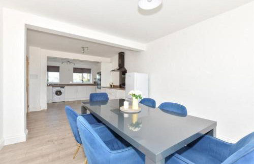 Sea View Beachfront House Sleeps 8 - Foto 5