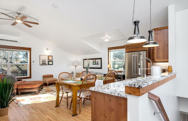 The Beautiful Bear’s Den! Walk to Old Town & CSU! - Foto 14