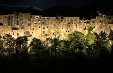 BELLEVUE APARTMENTS - Foto 42