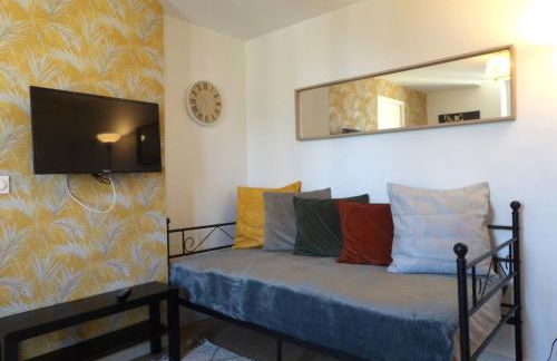 Nid Douillet au Bord du Canal #D - Foto 7