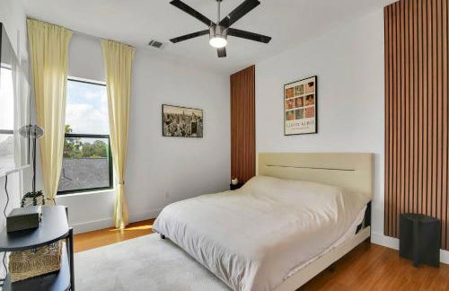 Luxury Oasis: Houston Rooftop Skyline - Foto 38