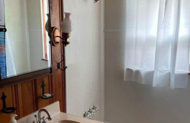 Lakefront Retreat - Sleeps 8 - 1 Hr from STL - Foto 15