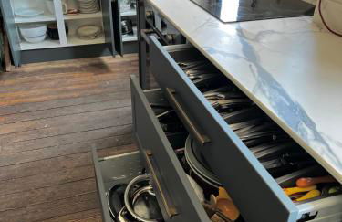 Eclectic Barn - Pergola & Dog-Friendly Garden - Photo 38