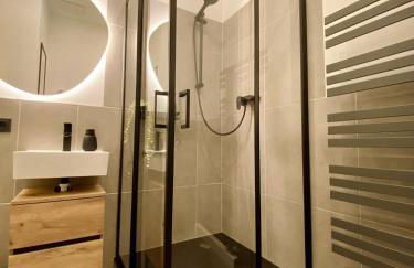 371living, Altbau-Charme am Kaßberg, Perfekt für Workation, Urlaub oder Kurztrip, Entdecke Chemnitz, Moderne Küche, Waschmaschine, Smart TV, Schnelles WLAN, Bequemes Bett - Foto 12