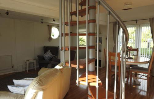 The Old Boathouse - Photo 10