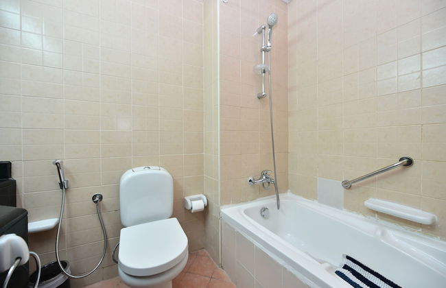 MRH - Studio in Discovery Gardens - Photo 11