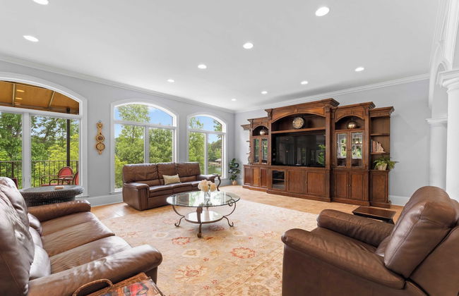 Flip Flop Therapy by Avantstay Lakefront Home w/ Game Room & Dock Access - Foto 14