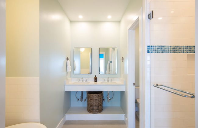 Ocean's Eye by Avantstay Beach Front Home w/ Roof Top, Pool & Putting Green! - Foto 23