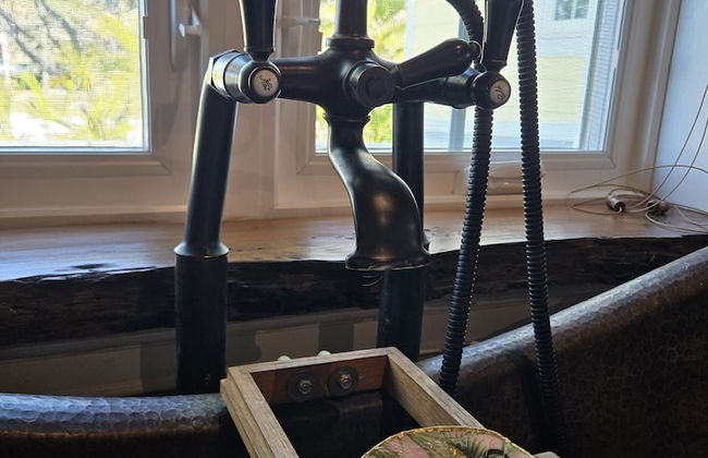 NEW Jungle Paradise Treehouse Suite With Resort Amenities Elevator Access Outdoor Kitchen Lagoon Lazy River Pool RV Hook up - Foto 30