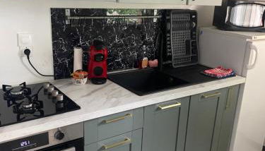 Au cœur du centre ville avec parking privé balcon et wifi - Foto 4