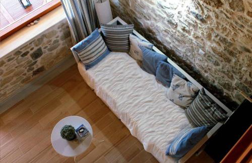 Traditional Stone House at Great Location - Foto 15