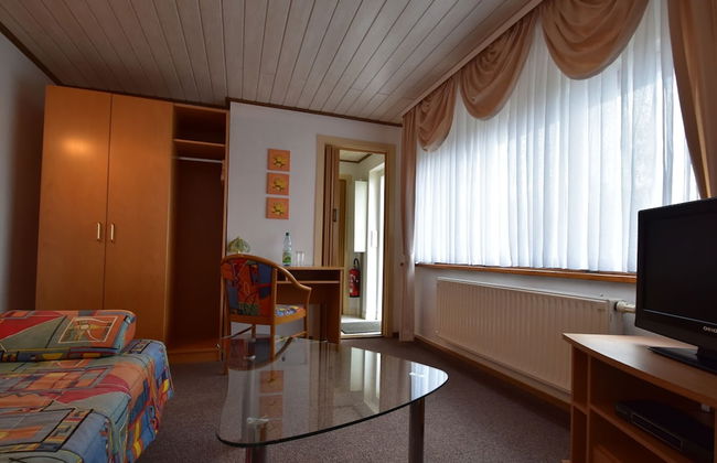 Charming Bungalow in Tabarz Thüringer Wald With Garden - Foto 9