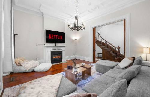 Allentown 5 BR House Free Parking No Chores! - Photo 13