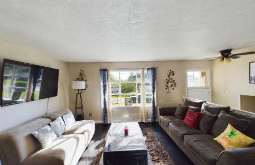 Pine Forest Zen Cottage - 10 Min to Fort Bragg - Foto 1