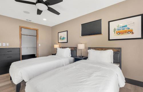 Villa 1 level on half acre 12-min to Strip - Foto 71