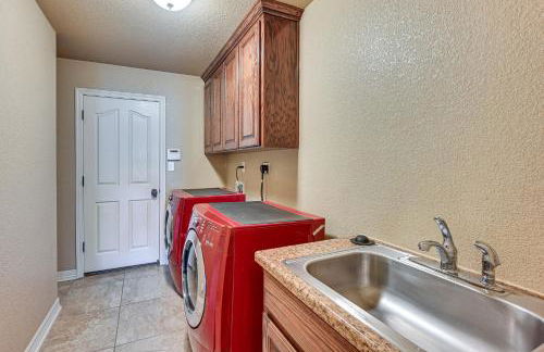 Family Home Near Ft Hood and Killeen Patio and Grill! - Foto 25