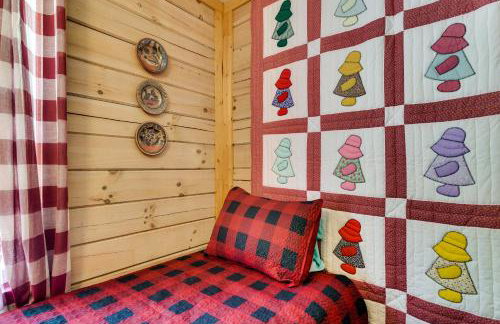 Bring a Pet! Mtn-View Bostic Retreat with Deck - Foto 19