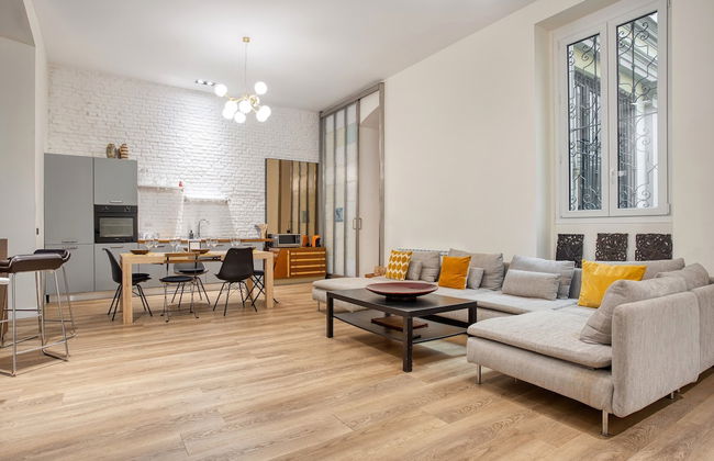 JOIVY Stylish Central Maisonette - Photo 22