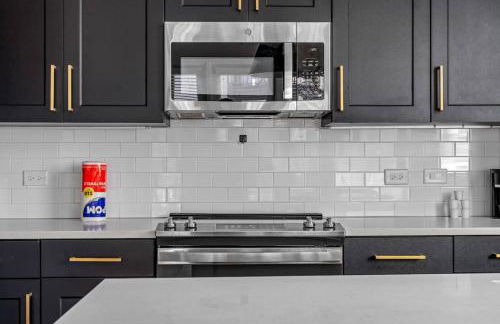 Luxury Condo Sleep the Whole Family Pool and Gym - Foto 27