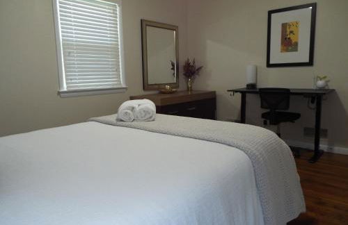 9 Bedroom 6 Bath - Entire House - Foto 3