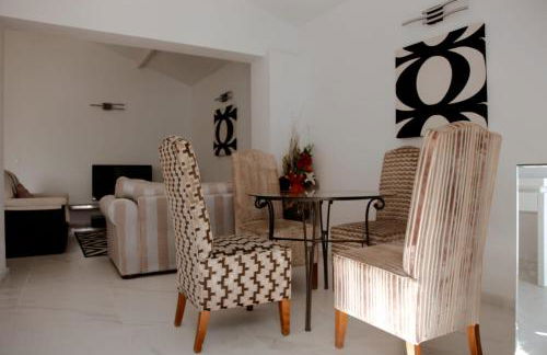 RunWild Hen Party Pool Fun for 12 - Photo 19