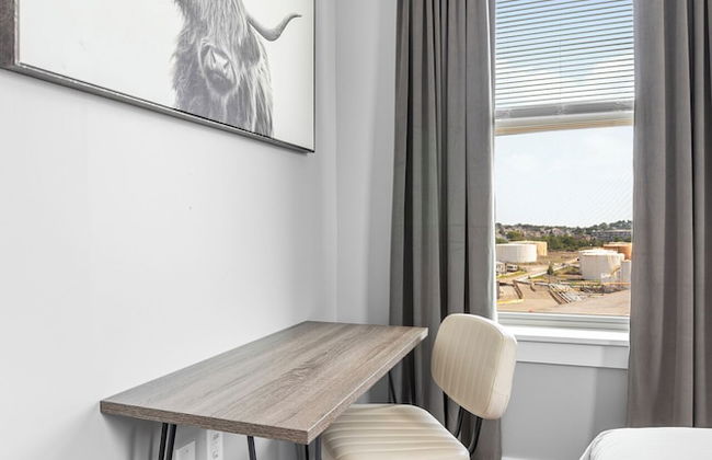 Furnished Apartments near Encore Boston - Photo 55