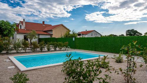 Holiday home Olive Hill - Foto 4, Garden, sunbed, Garden view