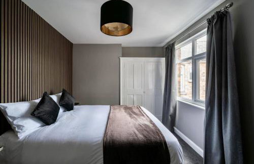 The Willow, Stylish & Central Home with Parking - Foto 13