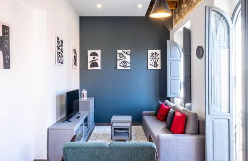 Spacious Penthouse with Massive Terrace - Photo 11