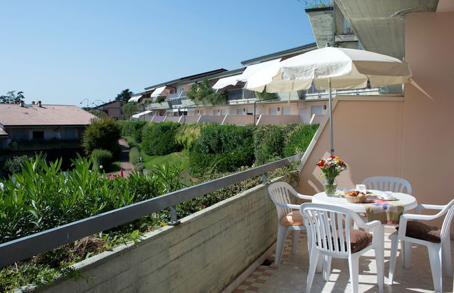 Kristall Lago Residence - Photo 32