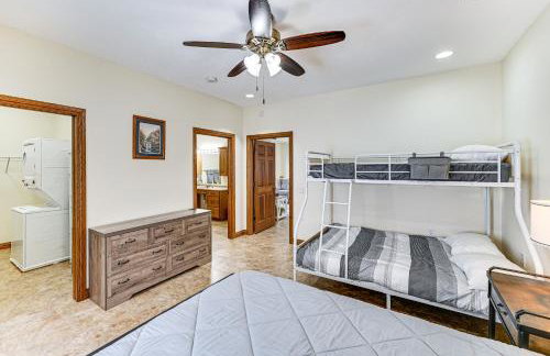 Near Shipshewana and Amish Country Patio and Grill! - Foto 12