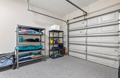 Escape to Sand Dollar Holler: Coastal Retreat, 3 Beds, 2.5 Baths, Sleeps 10! - Foto 44