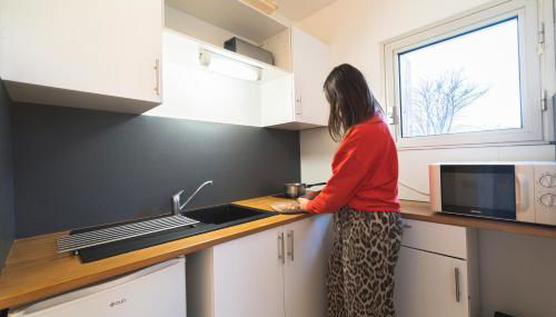 Les Mimosas - App 07 - Appartement Cosy Clim Balcon 1er étage - Photo 3, toaster