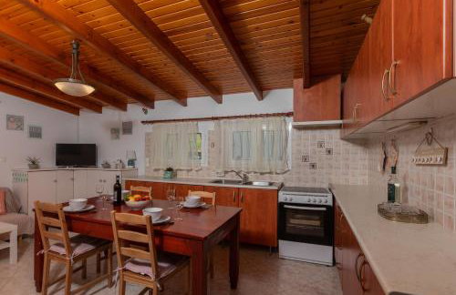 Maria's Cottage House - Photo 23