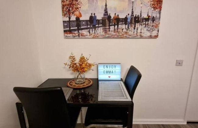 1 Bed Flat Sleeps 2 With Free Parking & Patio - Foto 9