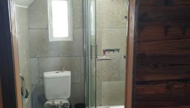 Le Serpolet - Foto 2, Shower