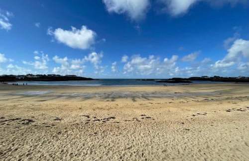 Goferydd, South Stack, Anglesey, 4 bed luxury home, hot tub, dog friendly - Foto 76