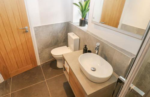 4 Castle Terrace - Photo 17