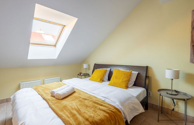 Spacious 2-level apart National Theatre - Foto 6