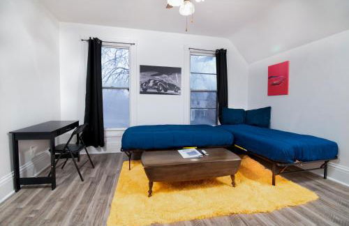 Port Huron Temp Stays - Apartment 3 - Photo 4