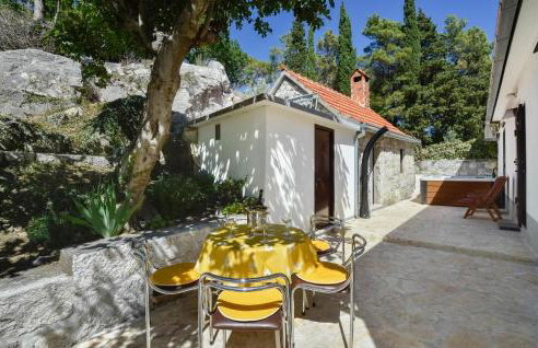 Beautiful Home In Kucice With Wifi - Photo 12