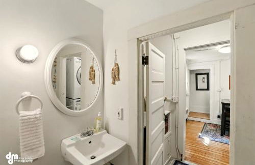 Coastal Cabin - Downtown Historical Log Home - Foto 22