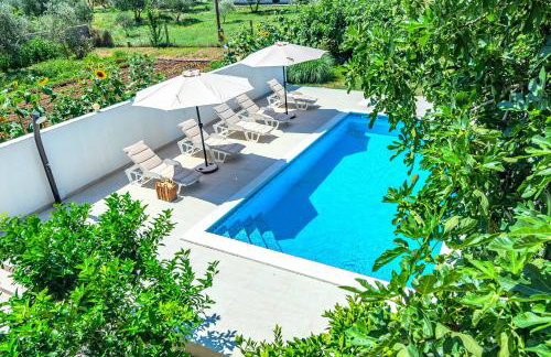 Villa Kutija with heated pool - Foto 19