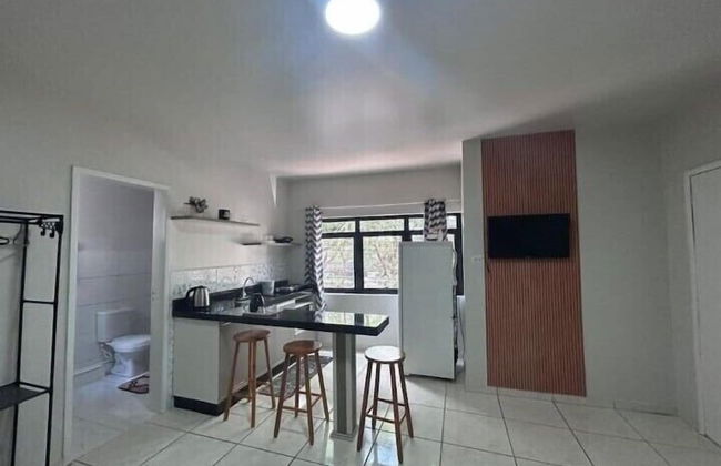 Studio Centro para 4 pessoas com AC - Foto 9