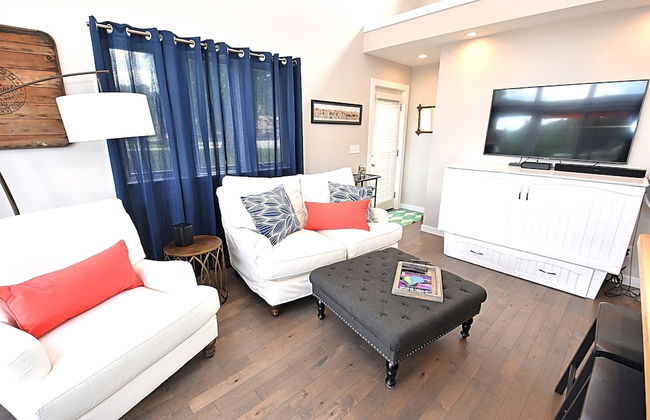 The Chicken Coop a Modern Riverfront Oasis 908 - Foto 7