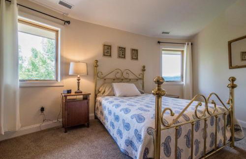 Skytop Chalet Pet Friendly, Hot Tub and Views - Foto 27