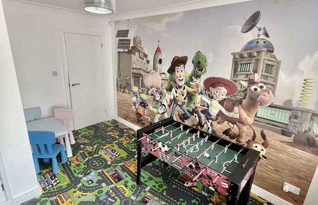 Four Corners Holiday Home with Hot Tub & Sauna - Foto 36