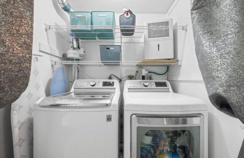 Exceptional Contemporary Retreat with 4 King Beds in Mystic CT - Foto 38