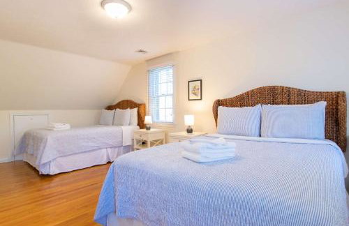 Spacious w Beautiful Yard & Dogs Welcome - Foto 14