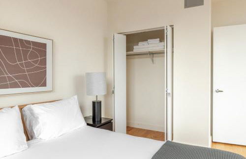 Blueground Van Vorst AC wd nr Liberty Park NYC-1838 - Foto 12